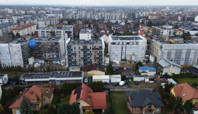 Kontynuujemy prace przy elewacji.